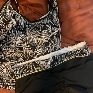 South point swimming two piece! Size 18w. Good condition.